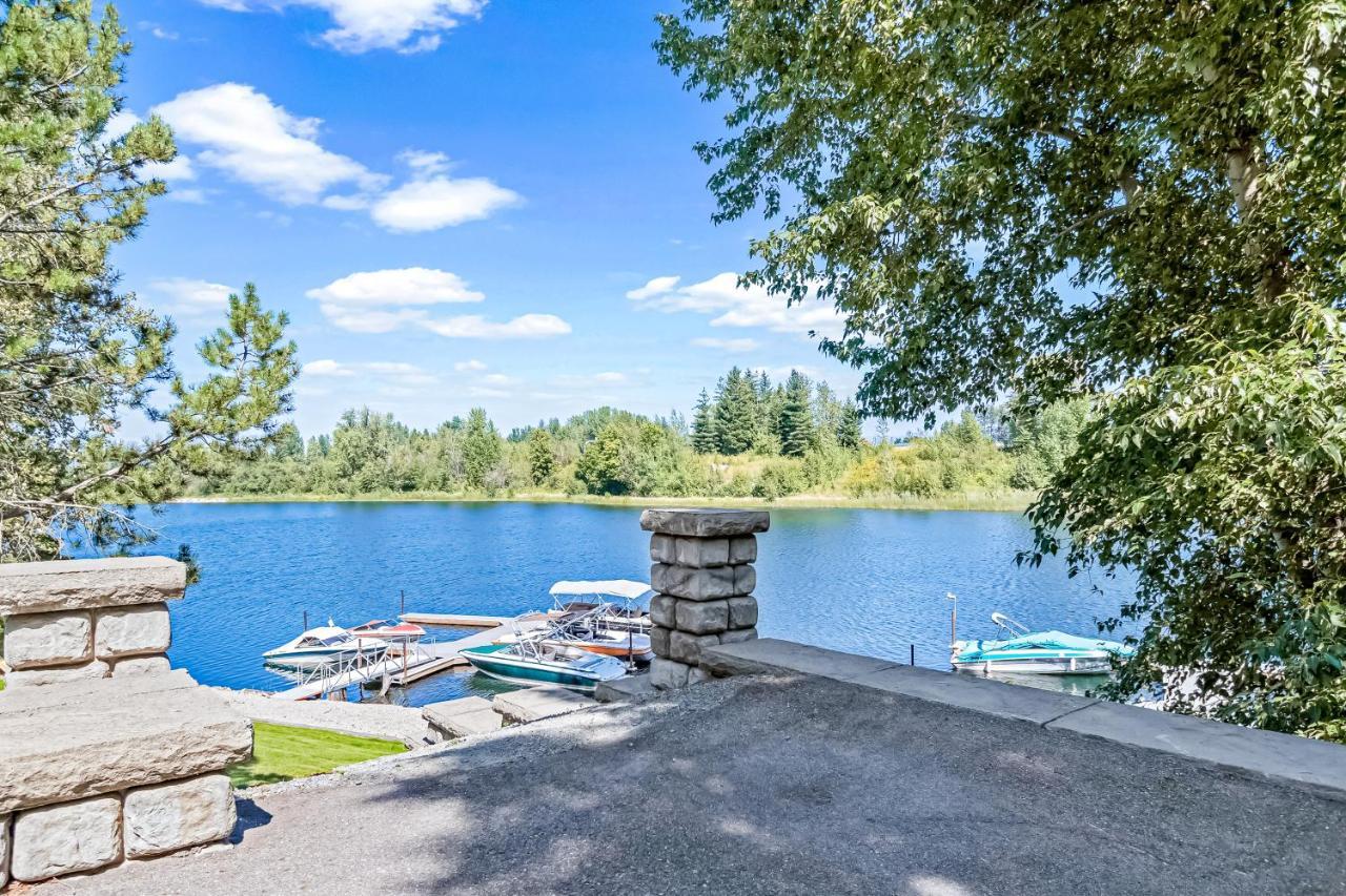 Driftwood Waterfront Gem Apartment Sandpoint Exterior photo